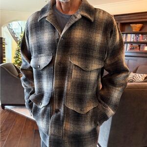 Filson Men's Charcoal and Cream Plaid Jacket
